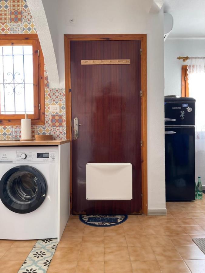 Ferienwohnung Casa Benita Torrevieja Exterior foto